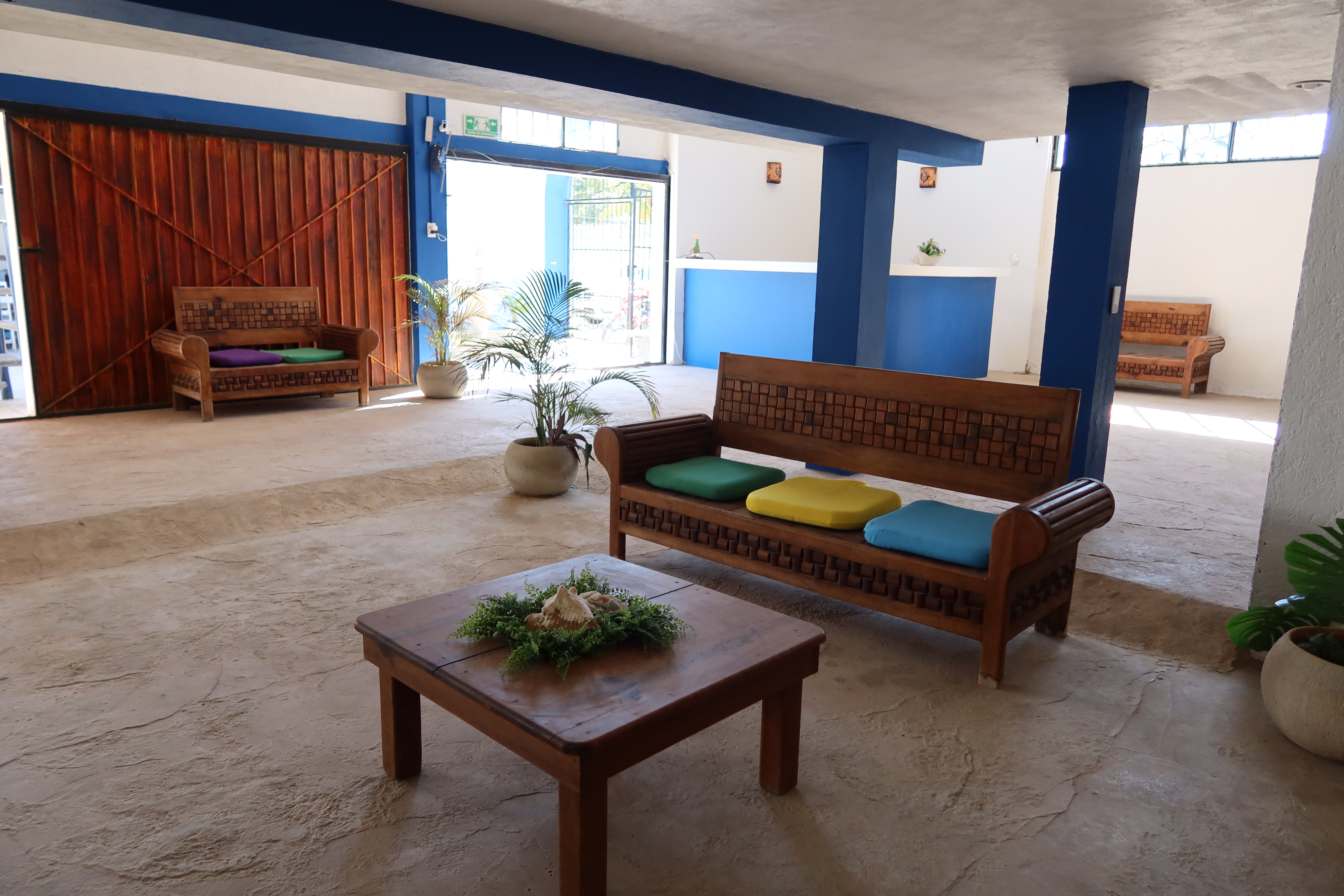 Hotel Chuburná interior